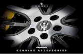 GENUINE ACCESSORIES - Maserati...riservi al resto dell’auto. Impreziosito da una stampa che evoca la fibra di carbonio, questo panno è espressamente progettato per la pulizia e